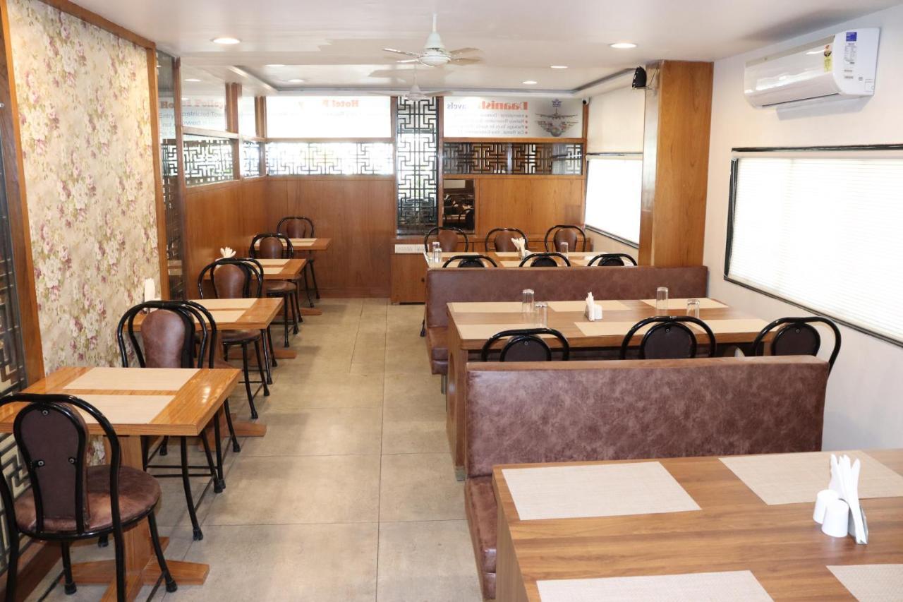Hotel Holiday Pride Aurangabad  Luaran gambar